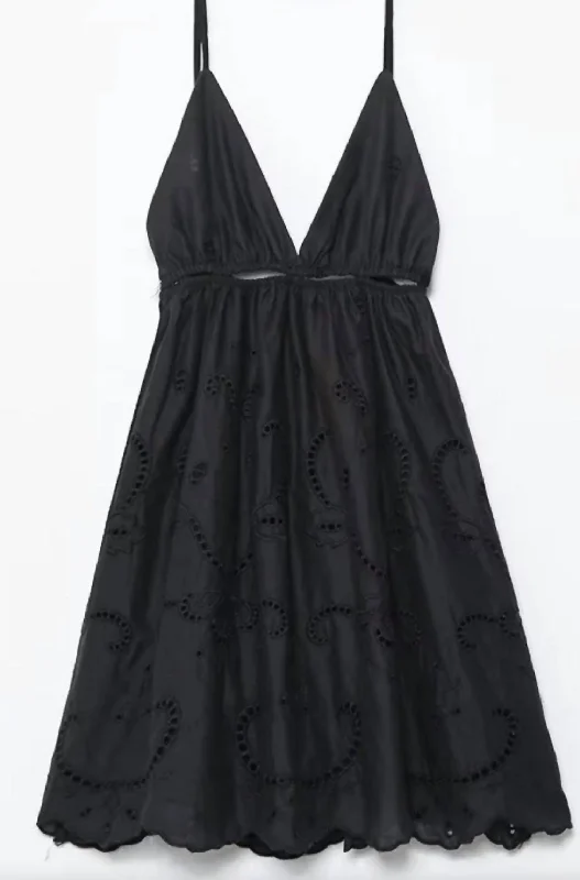 Carrie Embroidered Dress In Black