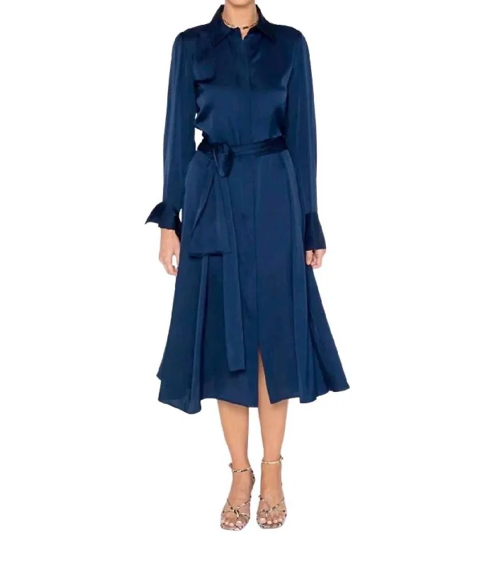 Le Marais Dress In Navy