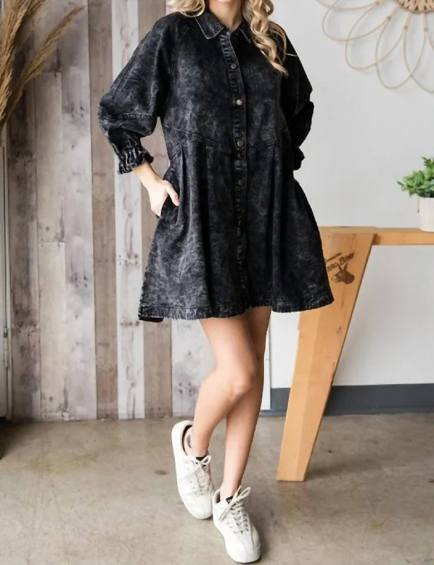 Leo Shirt Dress In Washed Black